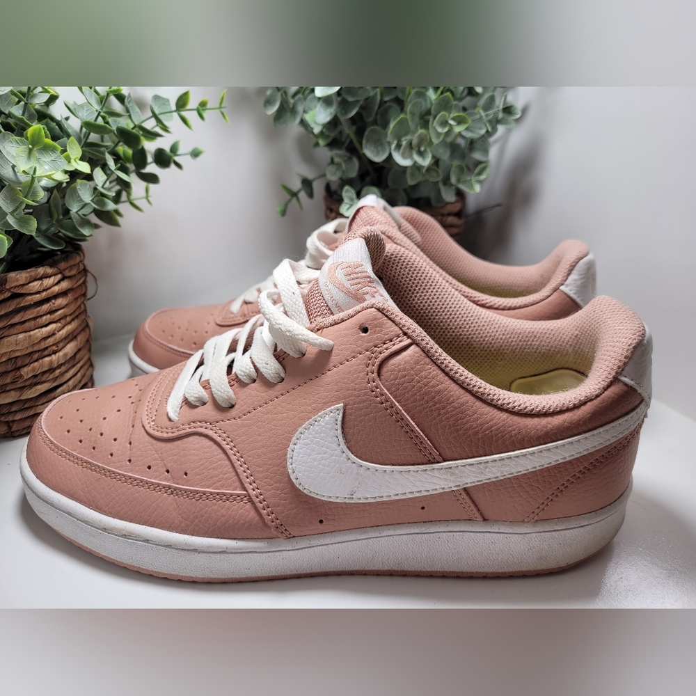 Nike Court Vision  Low Women's Size 9.5